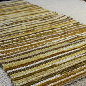 Fleckerlteppich honig