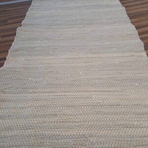 Fleckerelteppich Creme